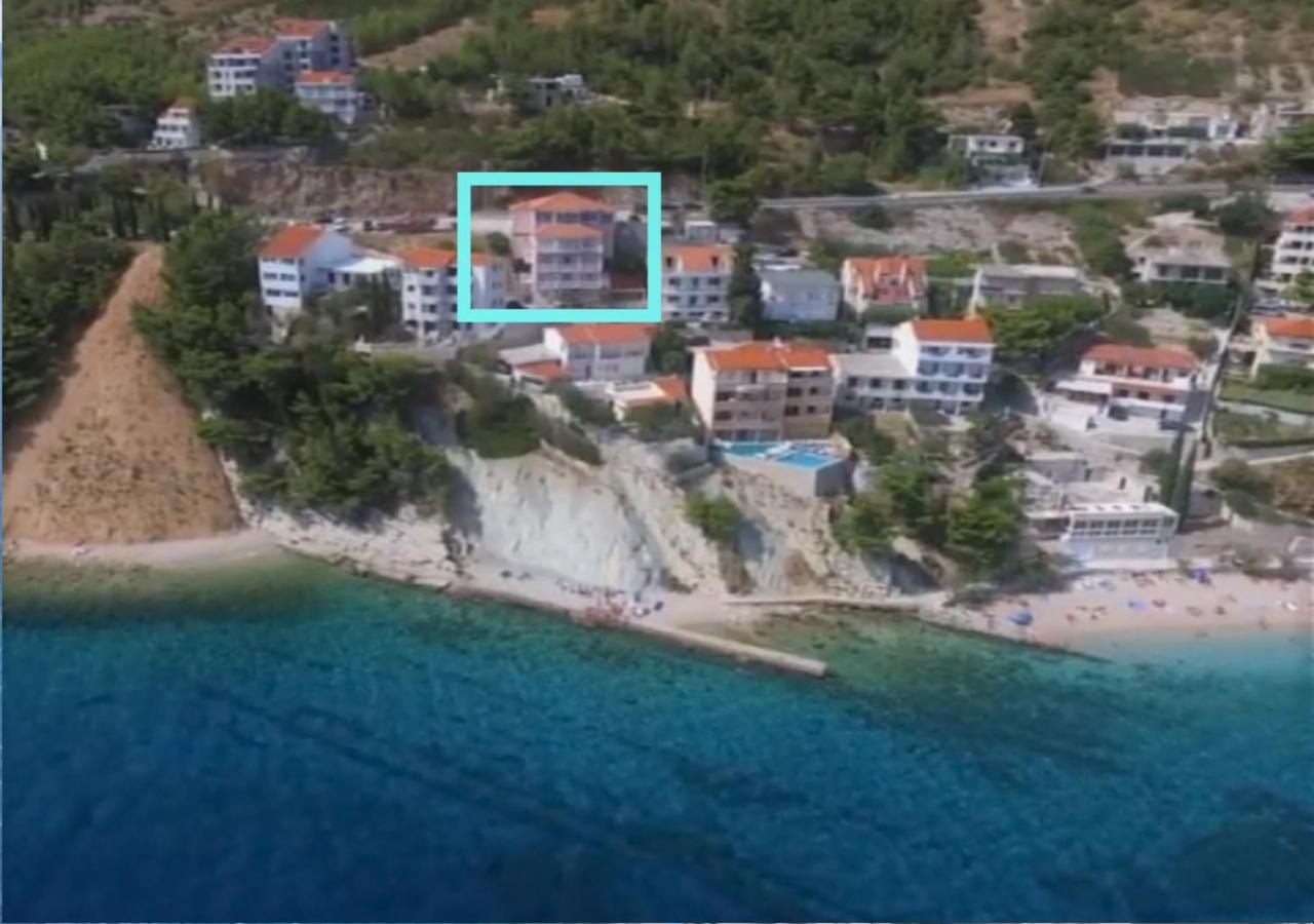 Family Beach Rooms Omiš Dış mekan fotoğraf