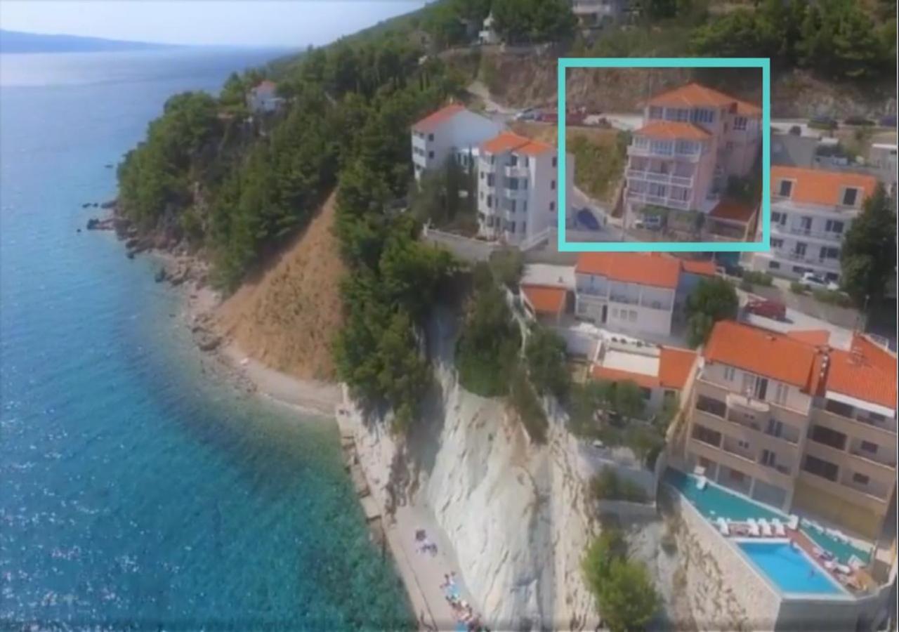 Family Beach Rooms Omiš Dış mekan fotoğraf