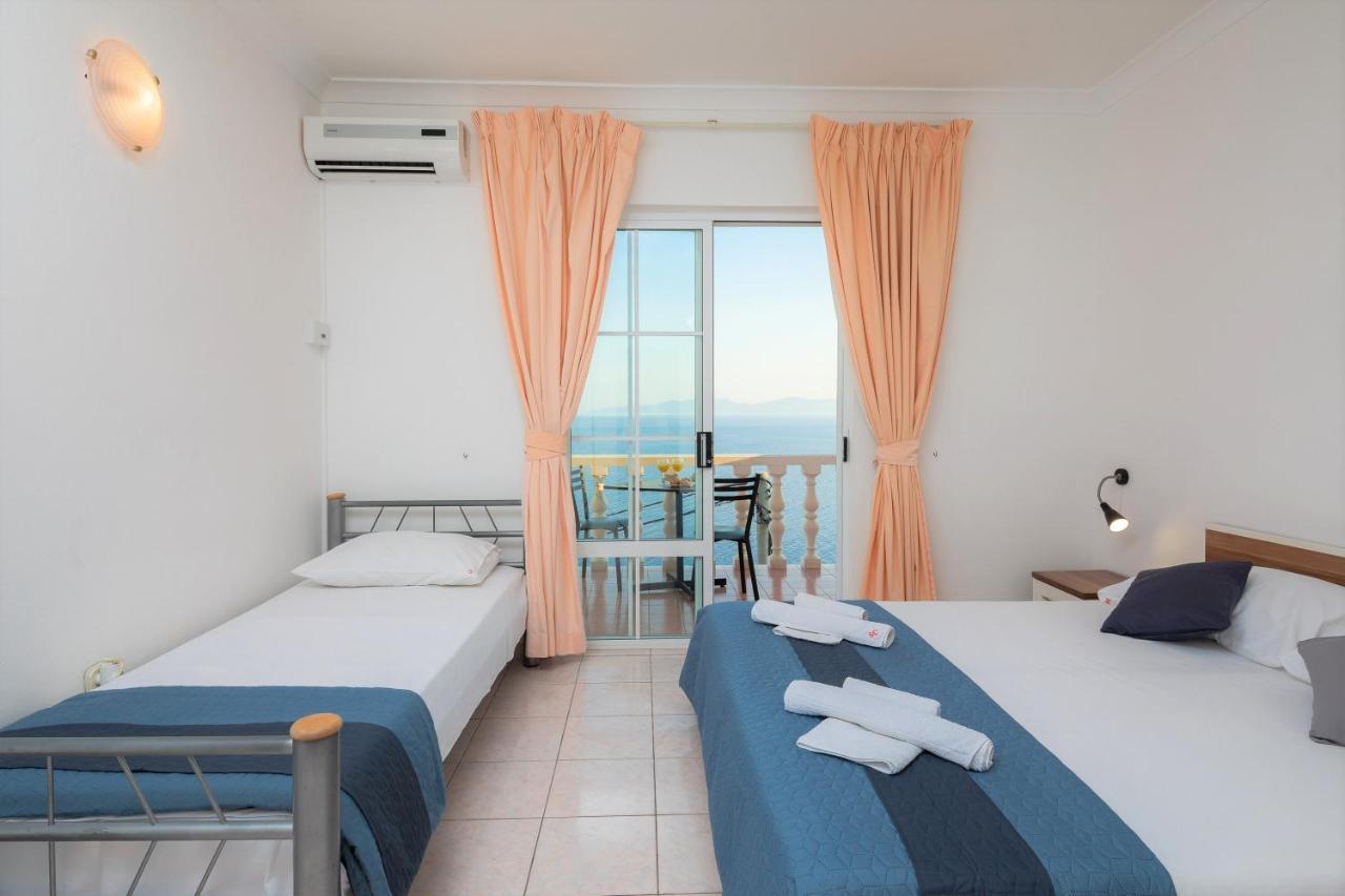 Family Beach Rooms Omiš Dış mekan fotoğraf