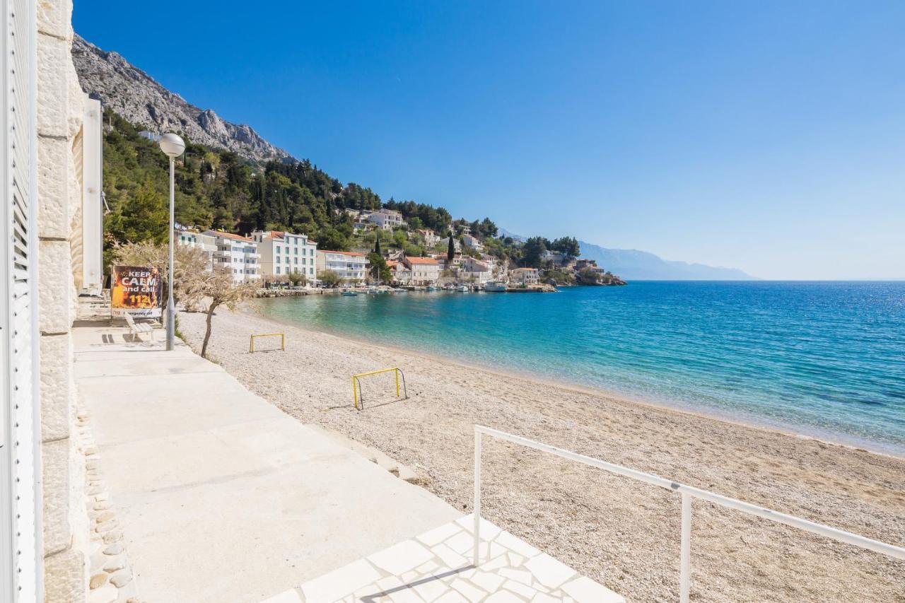 Family Beach Rooms Omiš Dış mekan fotoğraf